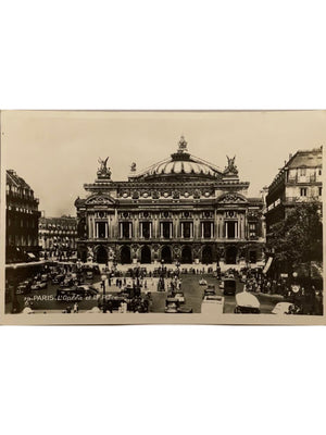 Paris – L'Opéra et la place animée avec automobiles – CPA n°79