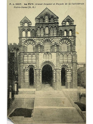 Le Puy-en-Velay – Grand escalier et cathédrale Notre-Dame – CPA n° 1007