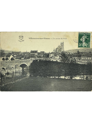 Villeneuve-sur-Yonne (89) – En amont du pont – CPA ancienne