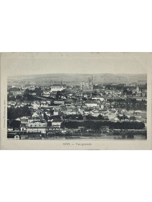 Sens (Yonne) – Vue générale, cathédrale et chemin de fer – CPA ancienne