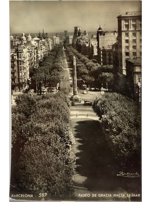 Barcelone – Paseo de Gracia vers la mer – Zerkowitz n° 587 – CPSM