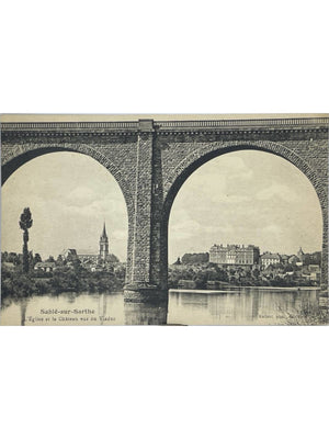 Sablé-sur-Sarthe – Église et château vus du viaduc – CPA vers 1931