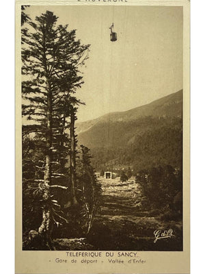 Carte postale – Le Mont-Dore – Téléphérique du Sancy, gare de départ, Vallée d'Enfer