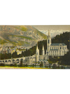Lourdes – La Basilique et le Pic du Jer – CPA colorisée