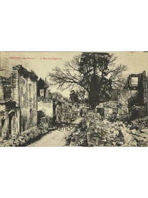 Verdun – La rue des Capucins en ruines – CPA n°14