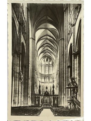 Amiens – Cathédrale Notre-Dame, vue intérieure de la nef – CPSM