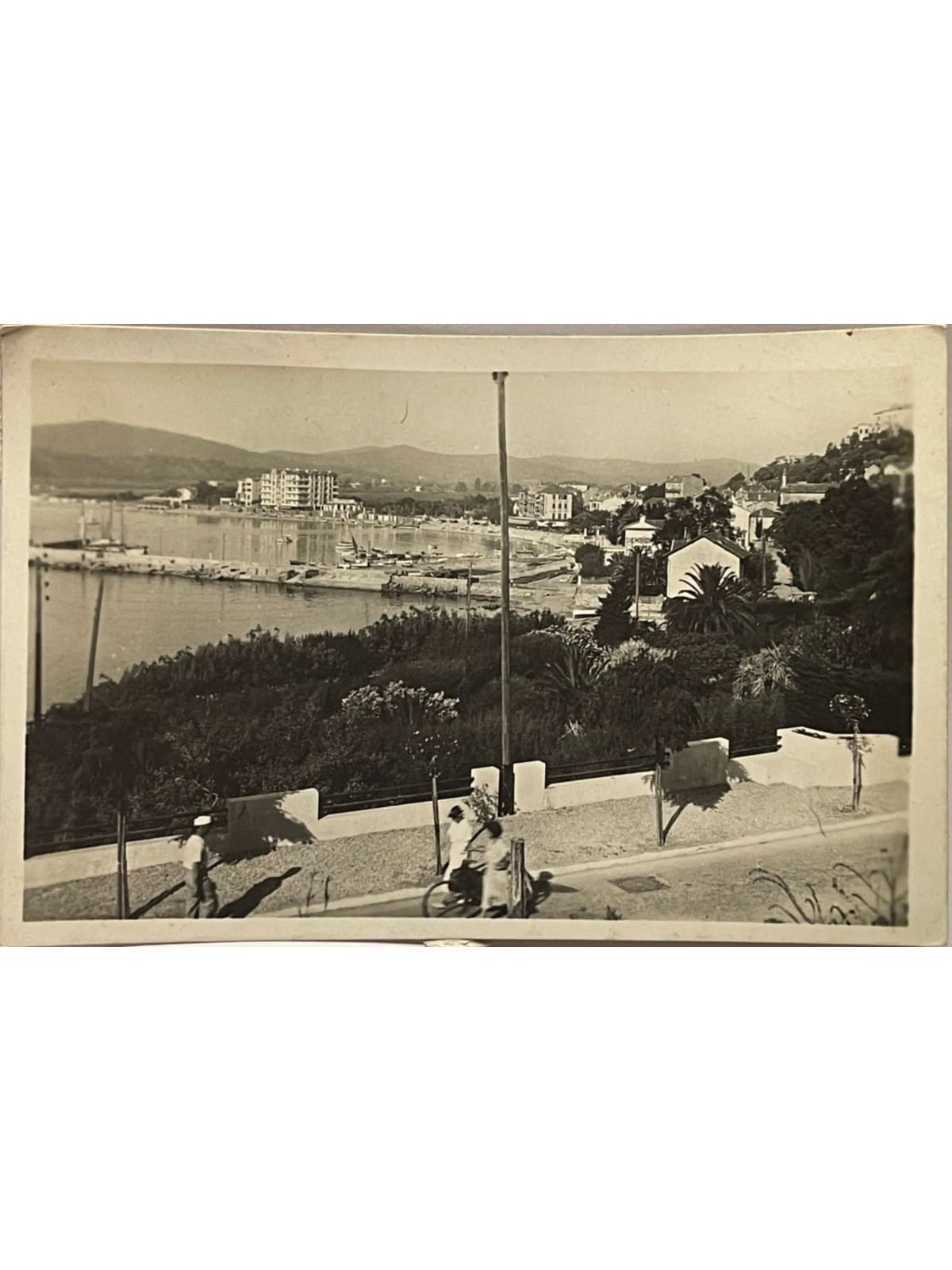Recto de la carte postale