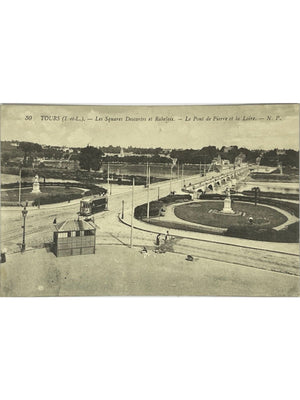 Tours – Squares Descartes et Rabelais, pont de Pierre et tramway – CPA n°30