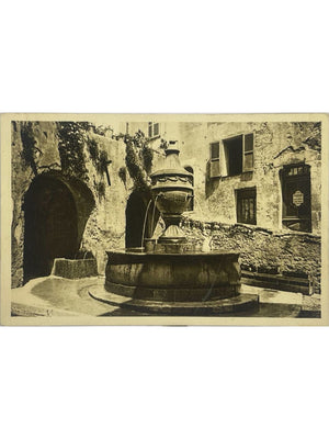 Saint-Paul-de-Vence – La Fontaine – Éditions Marius – CPA n°106