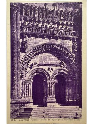 Vouvant (Vendée) – Portail de l'église, monument historique – CPA n° 901