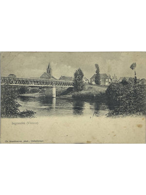 Ingrandes (Vienne) – Pont métallique et église – CPA ancienne