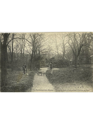 Fontenay-aux-Roses – École normale d'institutrices, parc – CPA n° 15